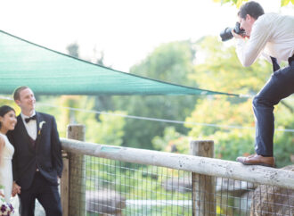 How to Hire a Best Destination Wedding Photographer