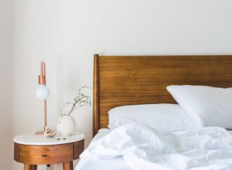 5 Bedroom Essentials to Consider for Better Sleep