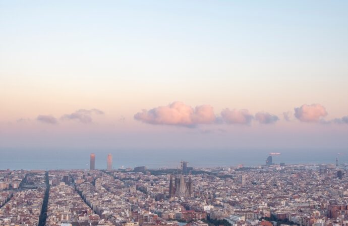 7 Incredible Tourist Attractions to Explore in Barcelona