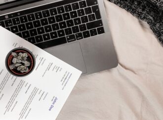 5 Simple Changes that Will Make Your Resume Stand Out