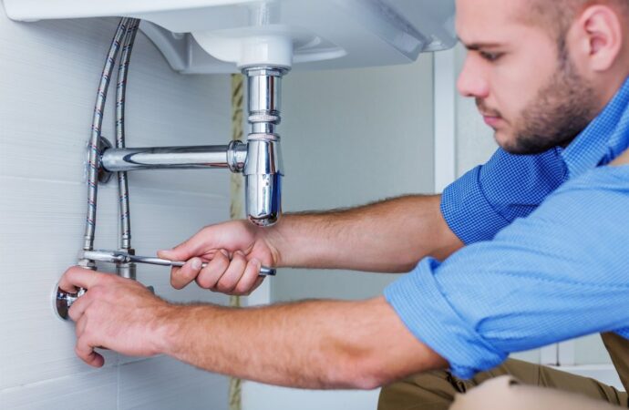 Taking the Plunge: How to Kickstart Your Plumbing Career