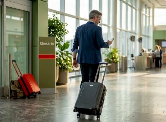 How smart luggage transforms modern travel convenience