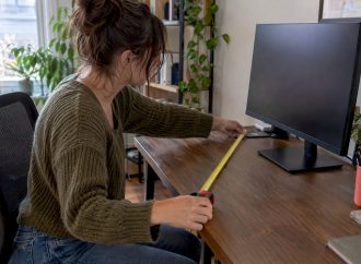 Match Monitor Size to Desk Depth: Measure 1.5–2.5 Times the Diagonal 2026 Lizard's Lunch Match Monitor Size to Desk Depth: Measure 1.5–2.5 Times the Diagonal