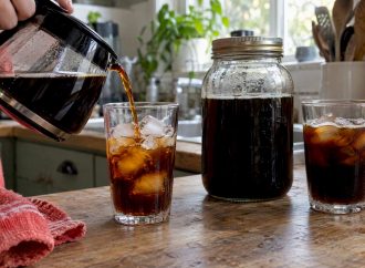 Iced Coffee vs Cold Brew: The Science Behind a 12–24 Hour Steep 2026 Lizard's Lunch Iced Coffee vs Cold Brew: The Science Behind a 12–24 Hour Steep